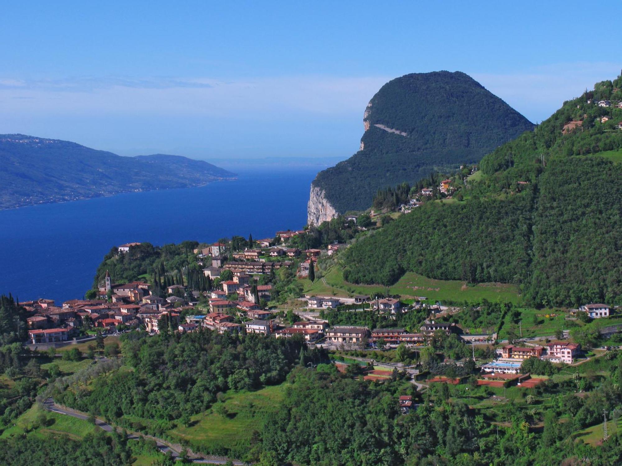Residence Terry Tremosine Экстерьер фото