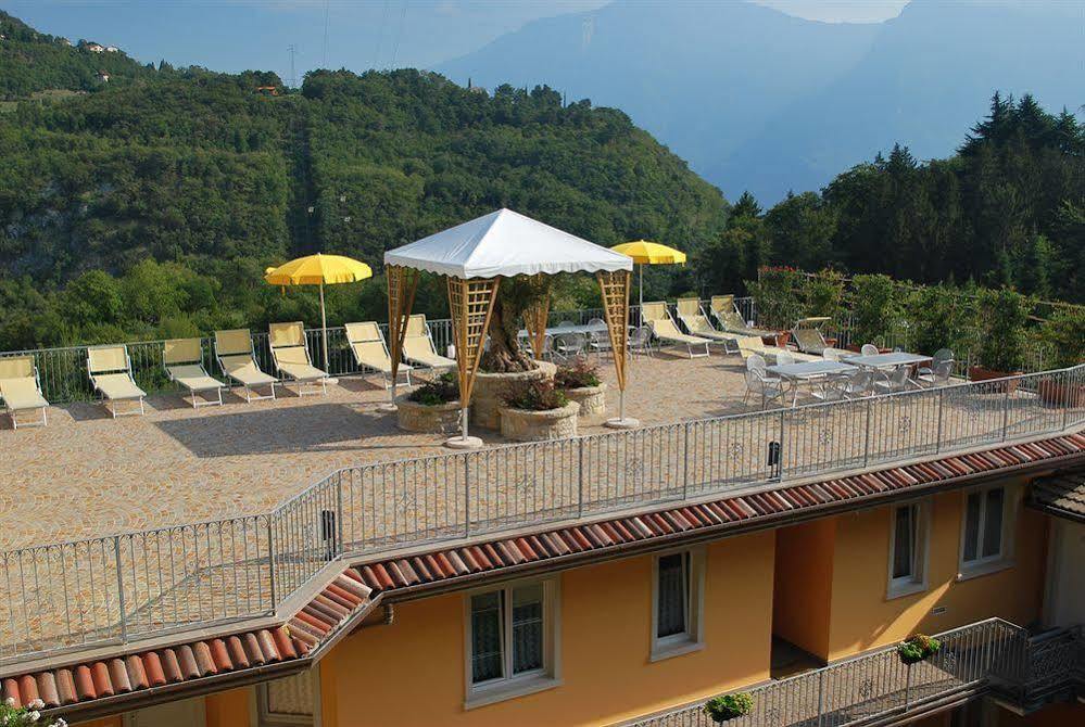 Residence Terry Tremosine Экстерьер фото